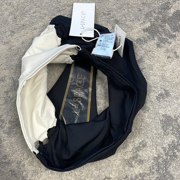 NWT L Space Black Cream Solstice Classic Bikini Bottom Sz XS - Picture 9 of 13